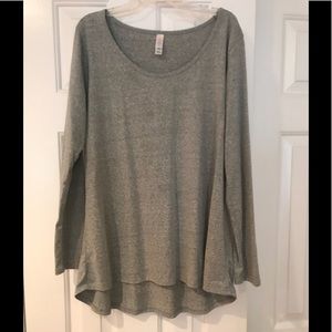 Long sleeve top